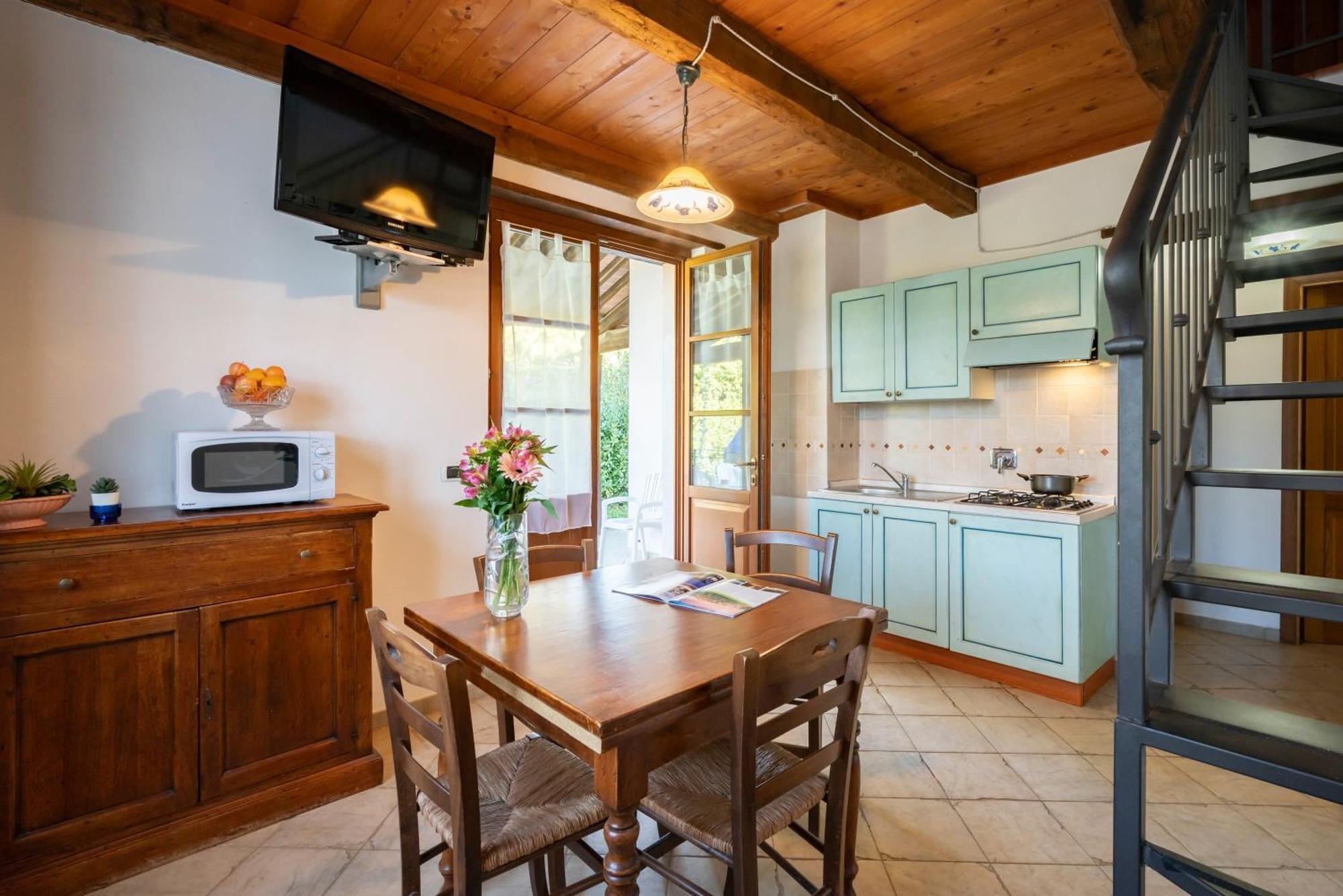 Relais Il Ciliegio Aparthotel Sorano  Exterior photo